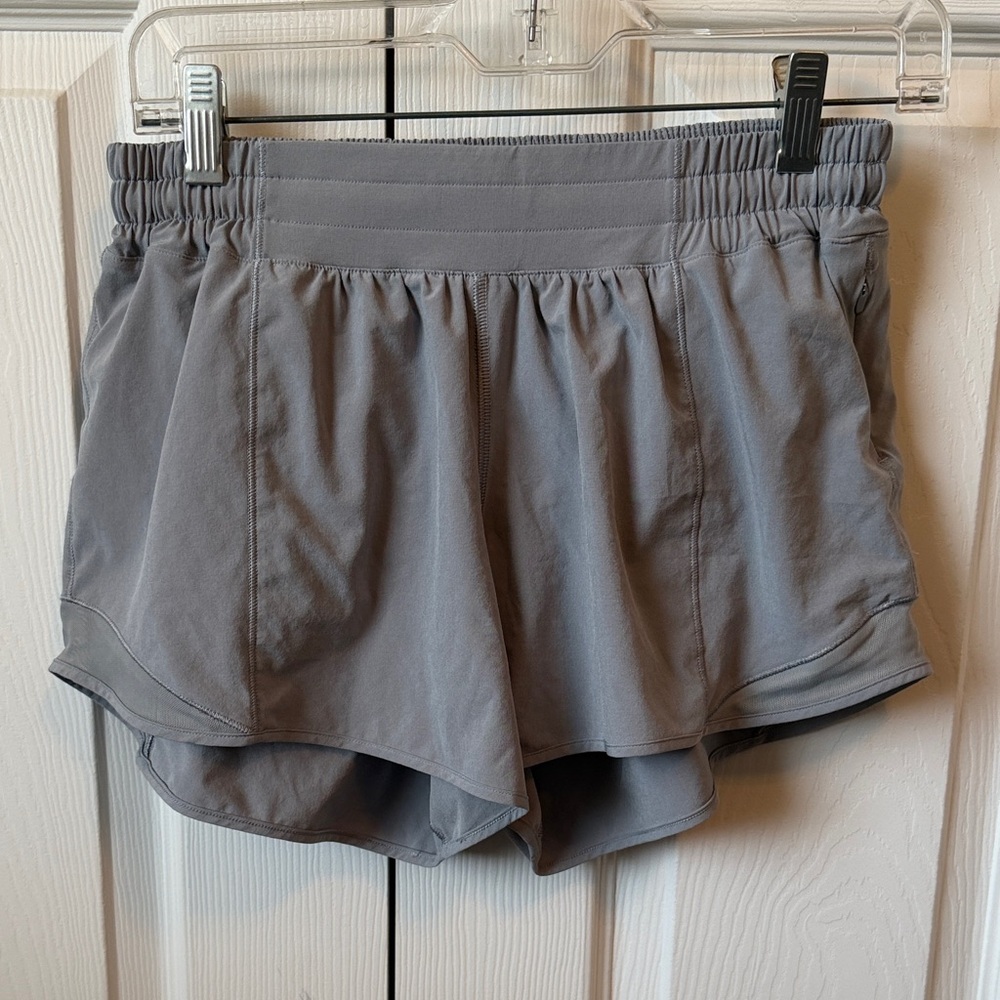 Lululemon Hotty Hot High-Rise Lined Short 4” - Grey Size 8
